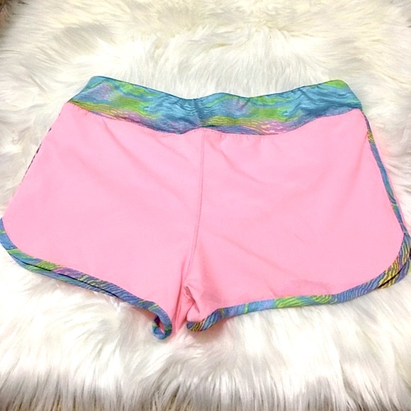 🔆🆕 Girls Skechers Pink and Blue Active Shorts - Picture 5 of 7